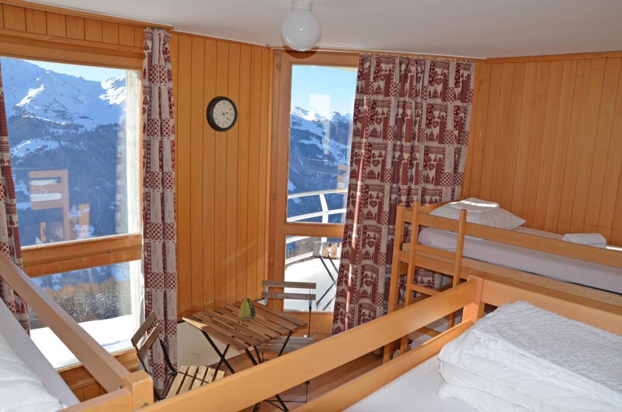 Tignousa Logement De Groupes Et Individuels Saint-Luc Exteriör bild